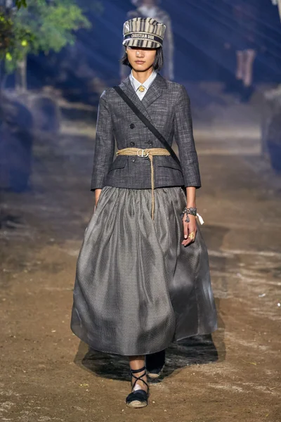 Look 67